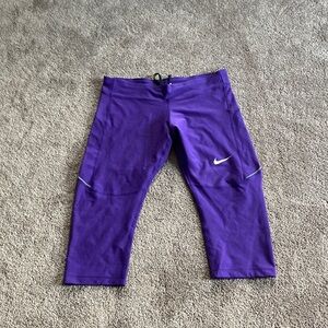 Nike Dri-FIT Purple Capri Leggings Athletic Workout Pants SIZE L